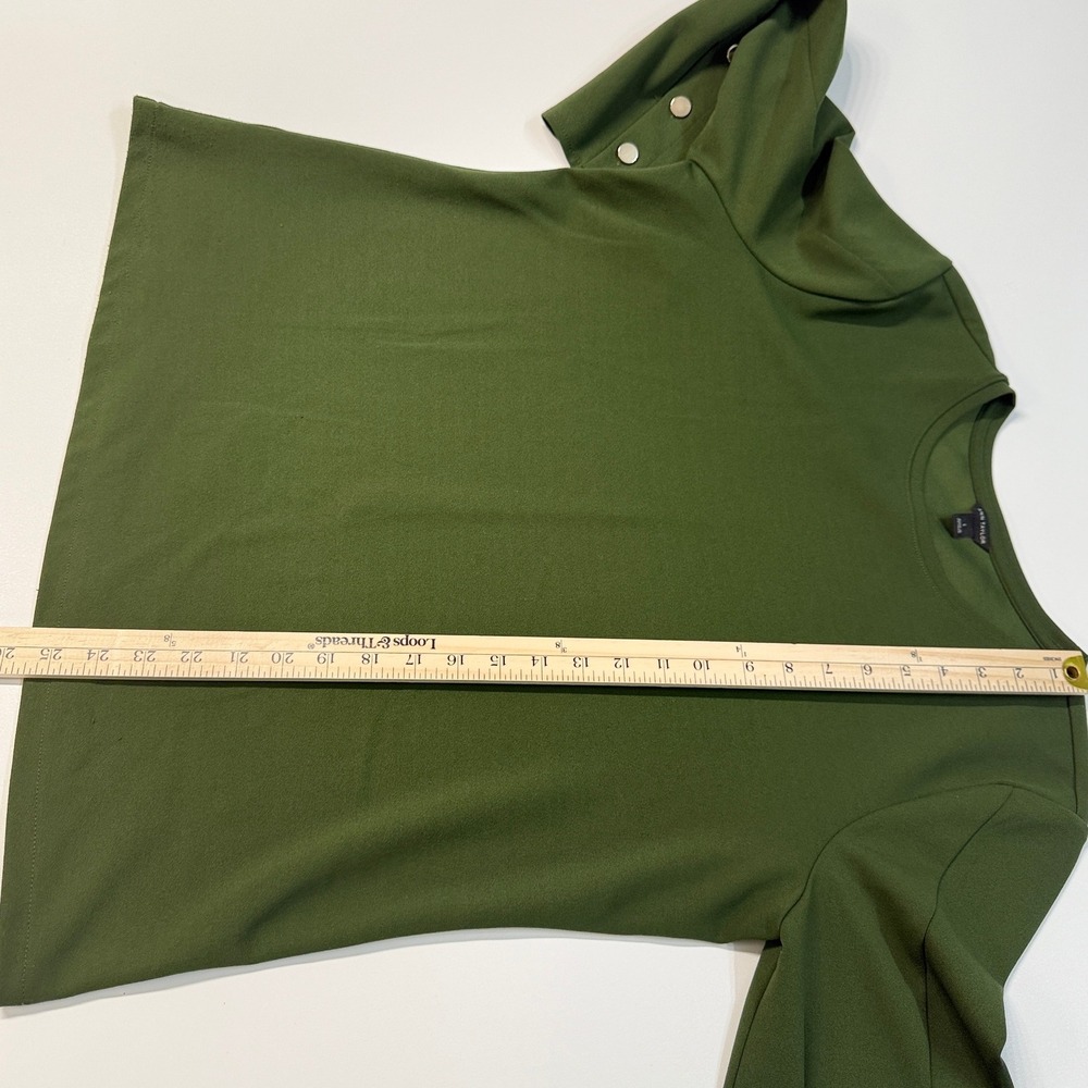Ann Taylor Olive Green Bell‎ Sleeve Button Detail Top Size L - Picture 8 of 9
